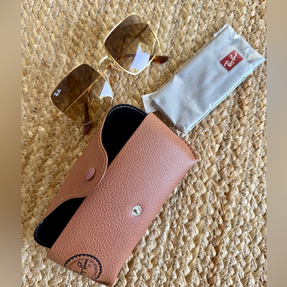 NWT Ray-Ban Brown Gradient Square 1971 Sunglasses with Case